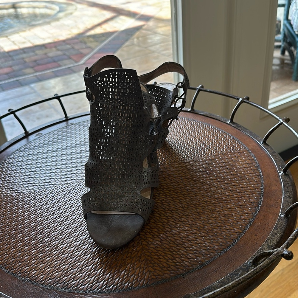Vince Camuto basket weave sandals